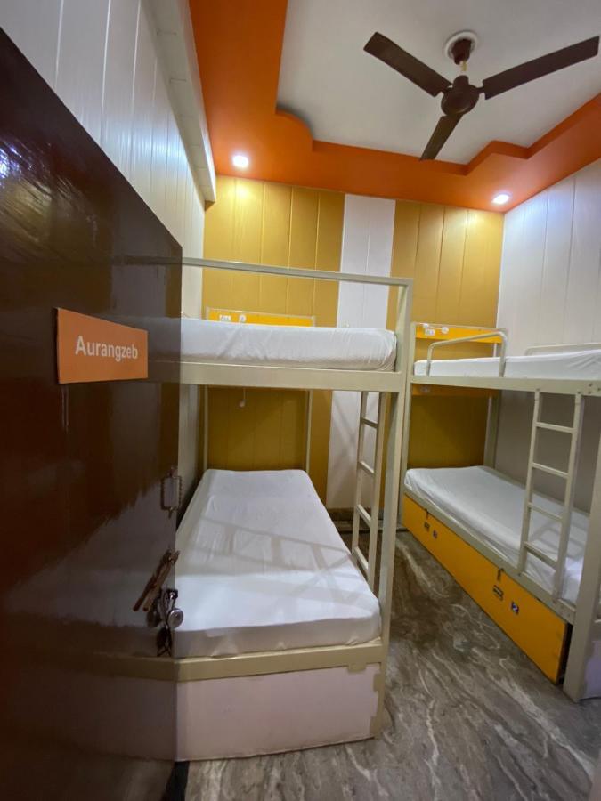 Friends Guest House & Hostel- Near Taj Mahal Agra  Exterior photo